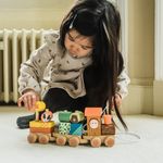 Trenulet din lemn cu forme si animale, Orange Tree Toys fotografia produsului View 4 S