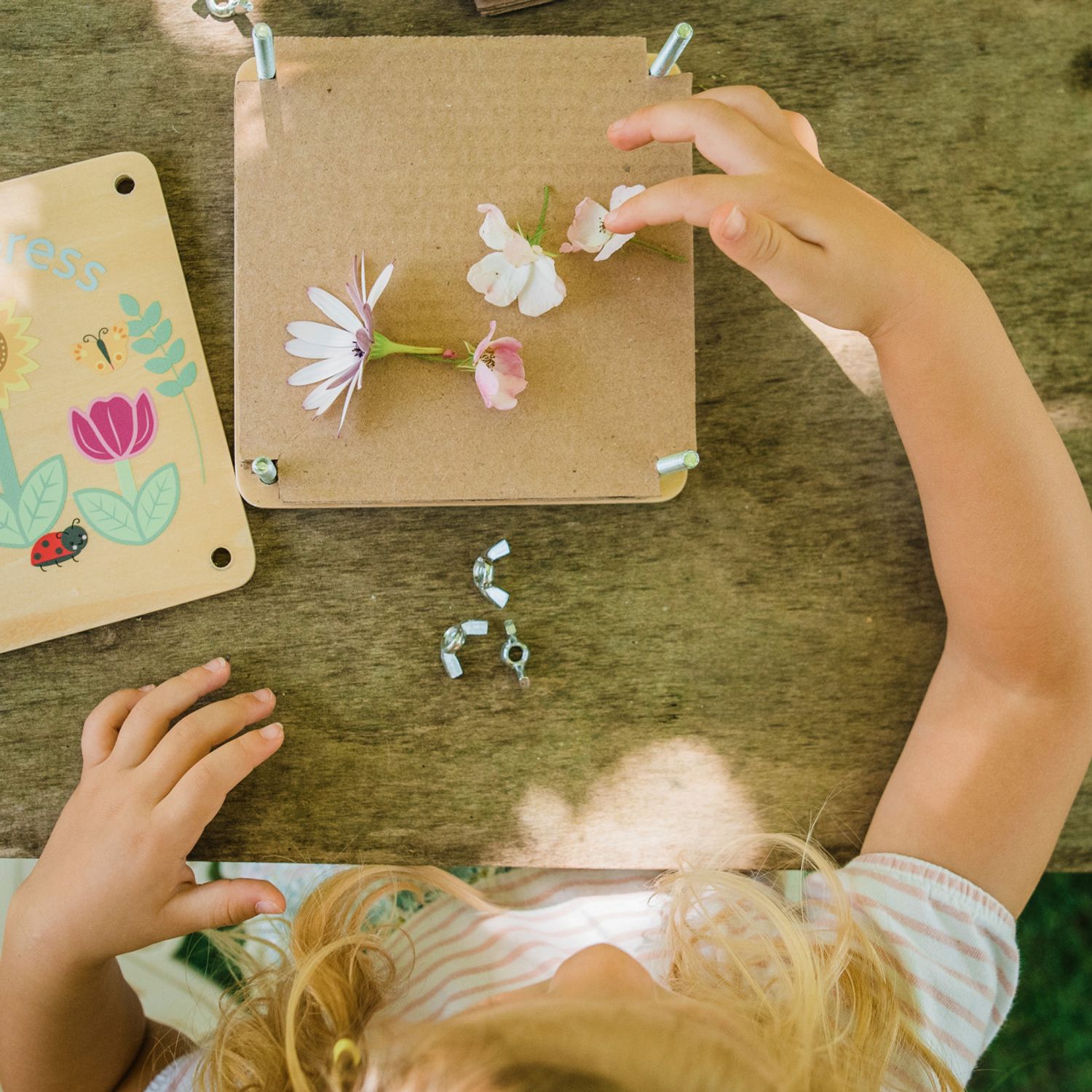 Presa pentru flori, Orange Tree Toys fotografia produsului View 4 L