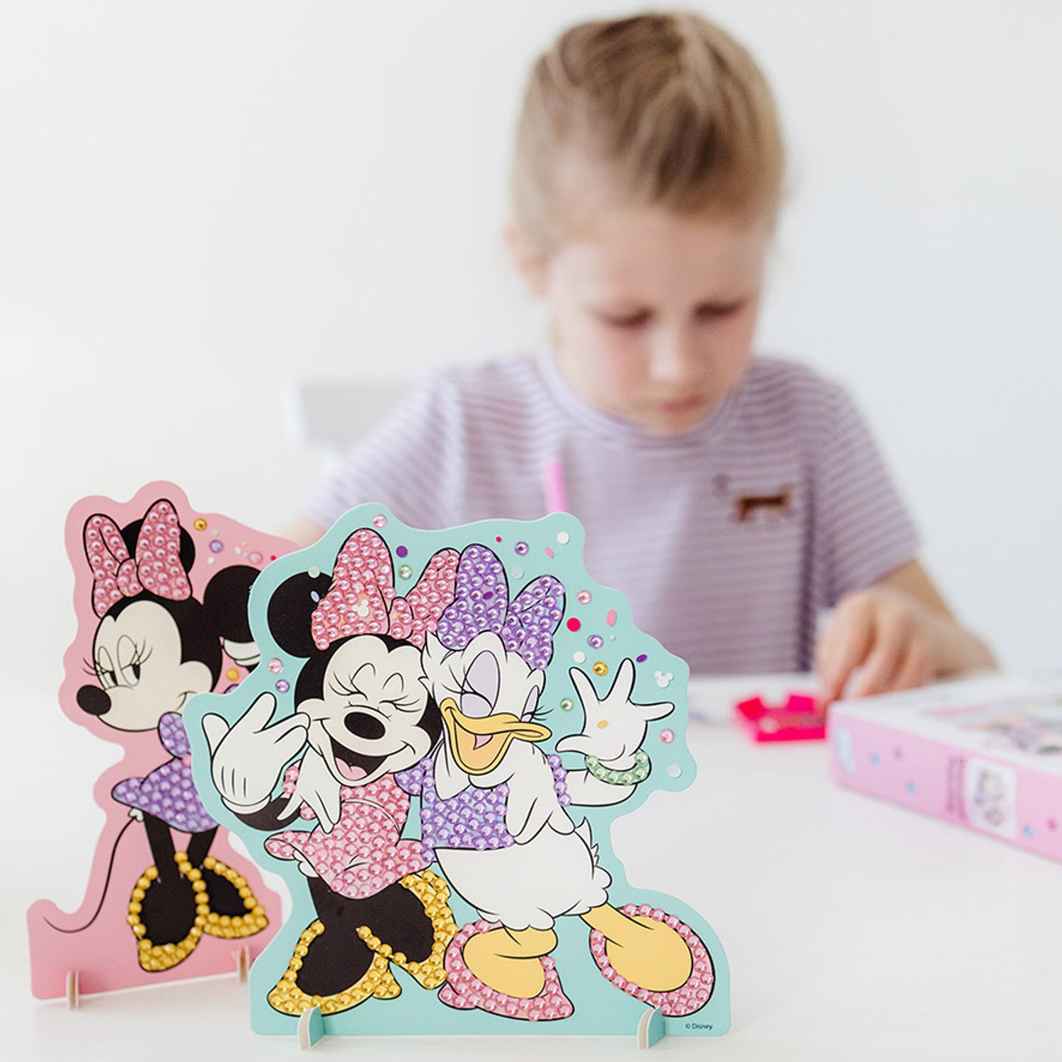 Set creativ diamond painting Disney Minnie Mouse fotografia produsului View 3 L