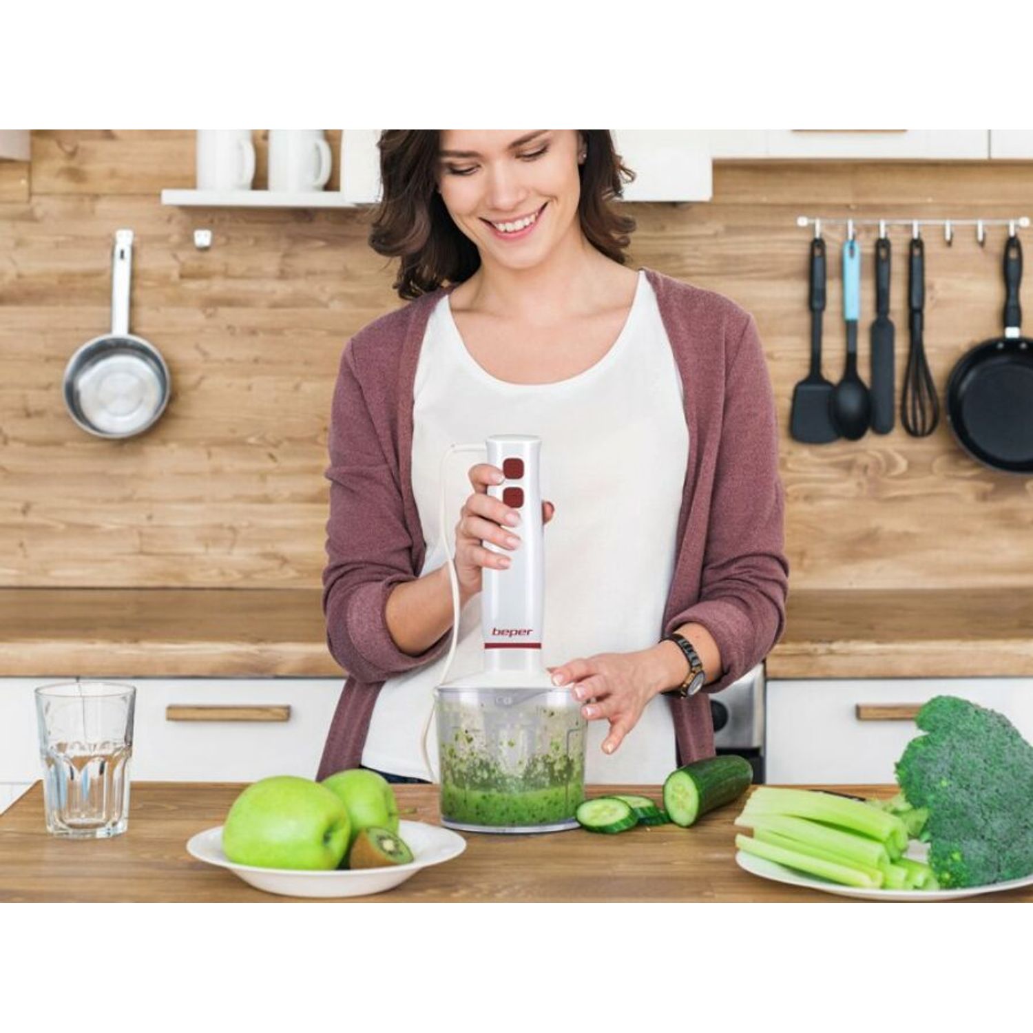 Beper P102FRU200 Set blender de mana 4 in 1 fotografia produsului View 4 L