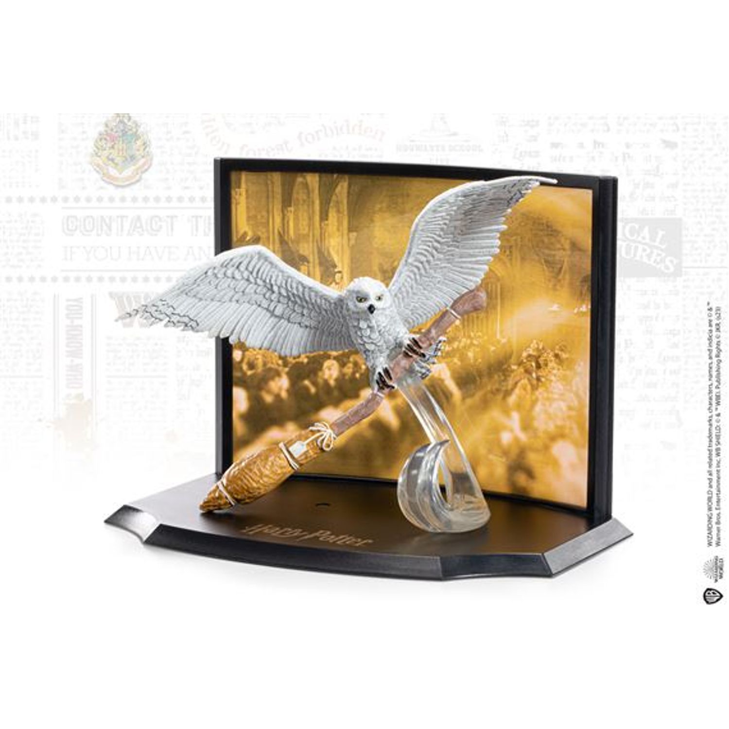 Figurina de colectie Harry Potter IdeallStore&reg;, Friend Hedwig, 15.5 cm, suport inclus fotografia produsului View 4 L