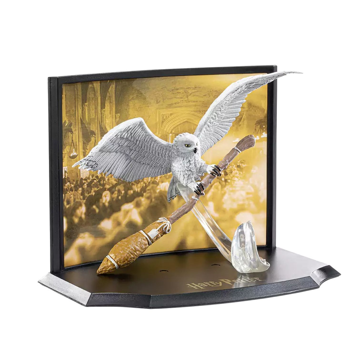 Figurina de colectie Harry Potter IdeallStore&reg;, Friend Hedwig, 15.5 cm, suport inclus fotografia produsului