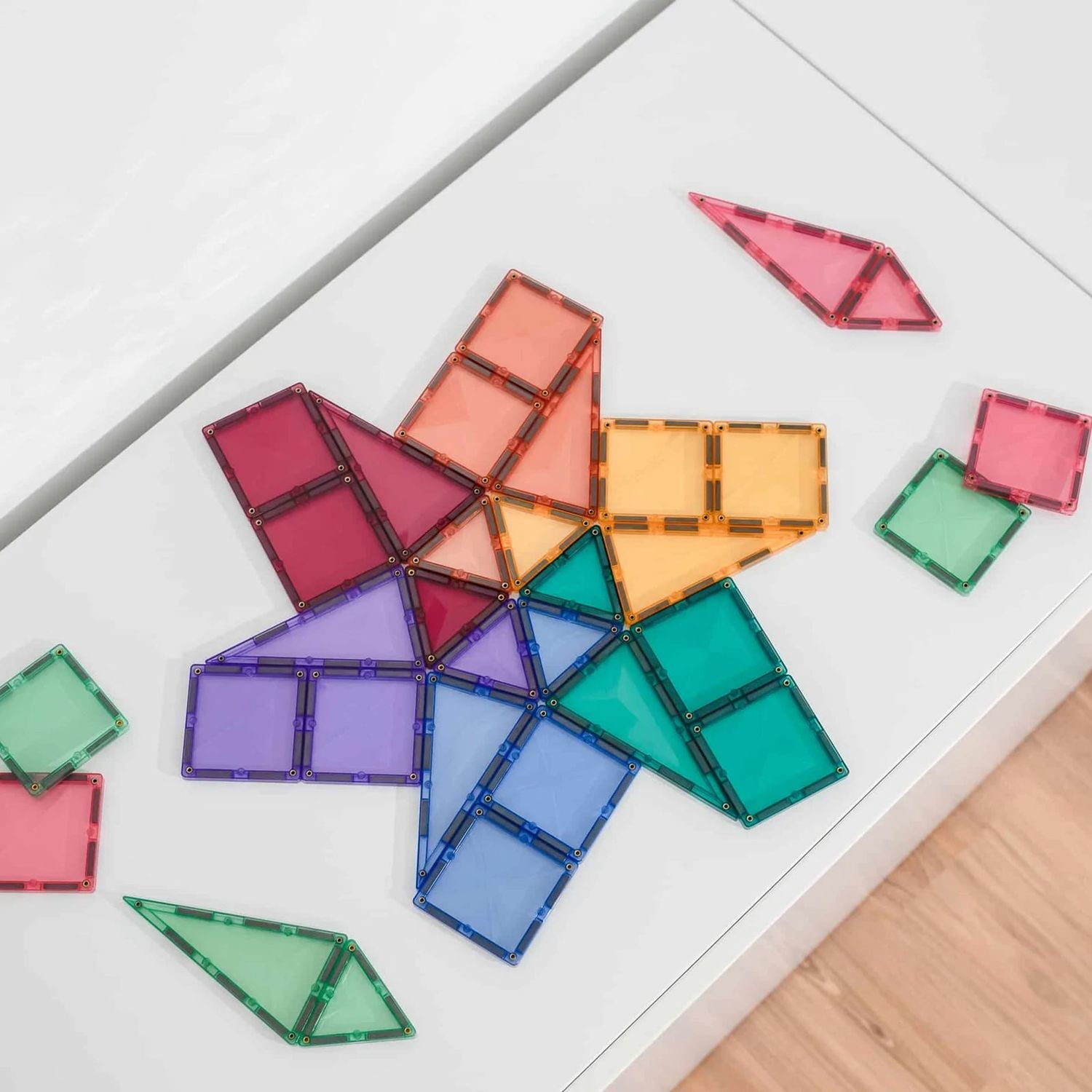 Set de constructie magnetic, 32 piese, forme geometrice, Connetix Mini Pack Pastel fotografia produsului