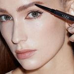 Creion sprancene, Huda Beauty, Microshade Brow Pencil, BombBrows, 5 Medium Brown fotografia produsului View 3 S