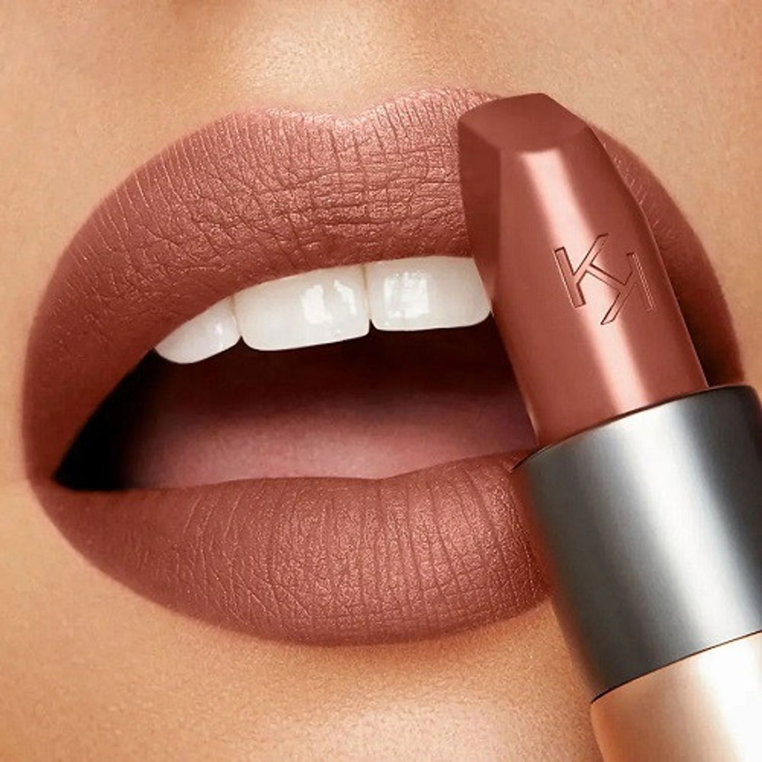 Ruj de buze mat, Kiko, Velvet Passion, 320 Hazelnut fotografia produsului View 3 L