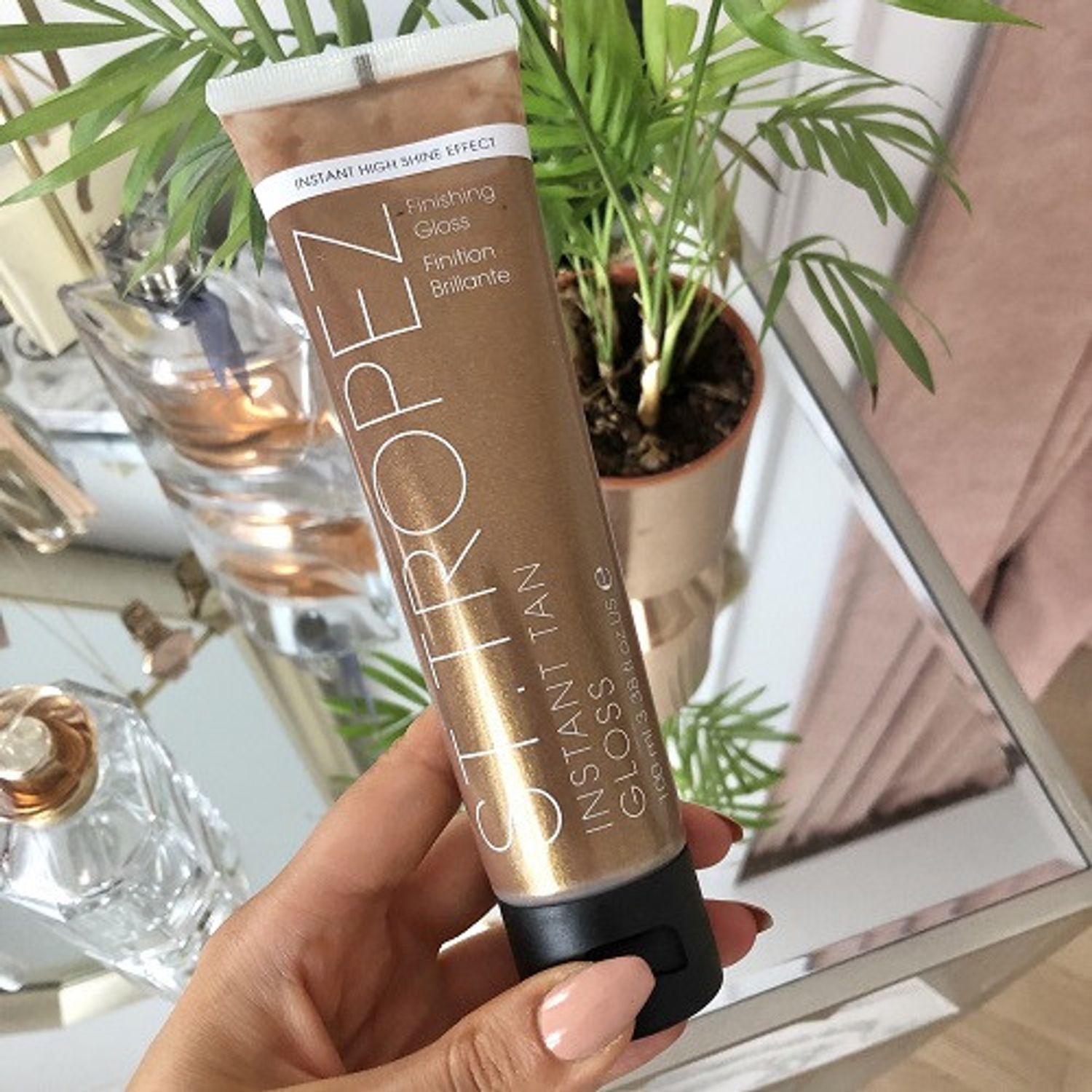 Autobronzant stralucitor, ST. Tropez, Instant Tan Gloss, 100 ml fotografia produsului View 2 L