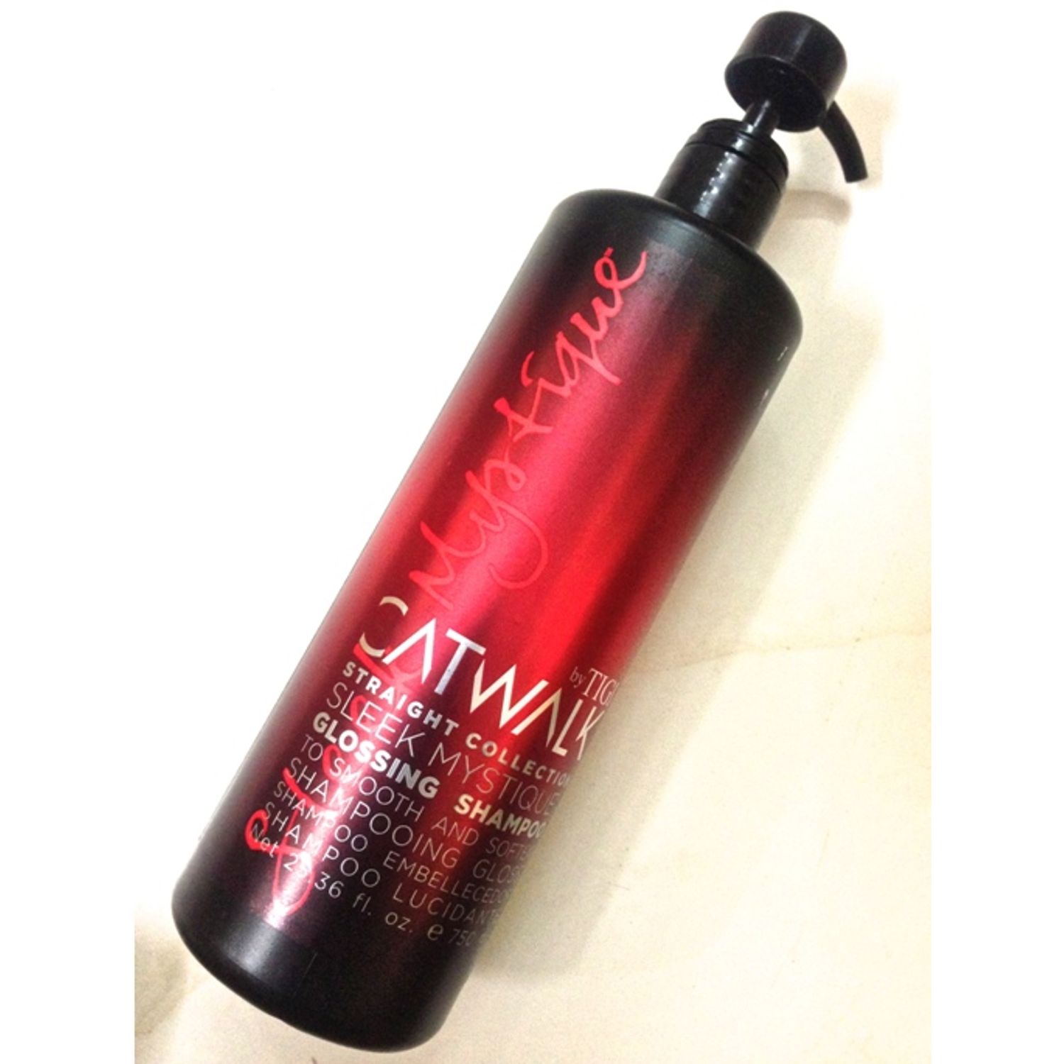 Tigi Catwalk  Sleek Mystique Glossing Shampoo 10 Ml fotografia produsului