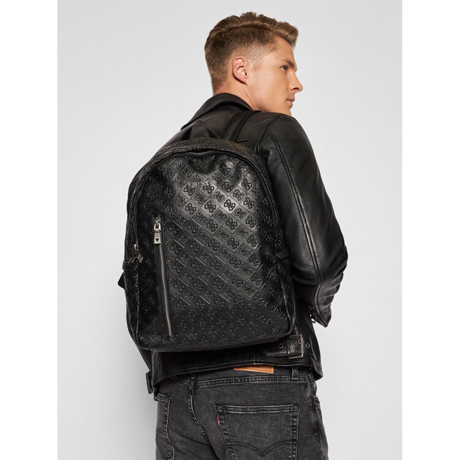 GUESS VEZZOLA COMPACT BACKPACK HMVEZE P1310 BLACK fotografia produsului
