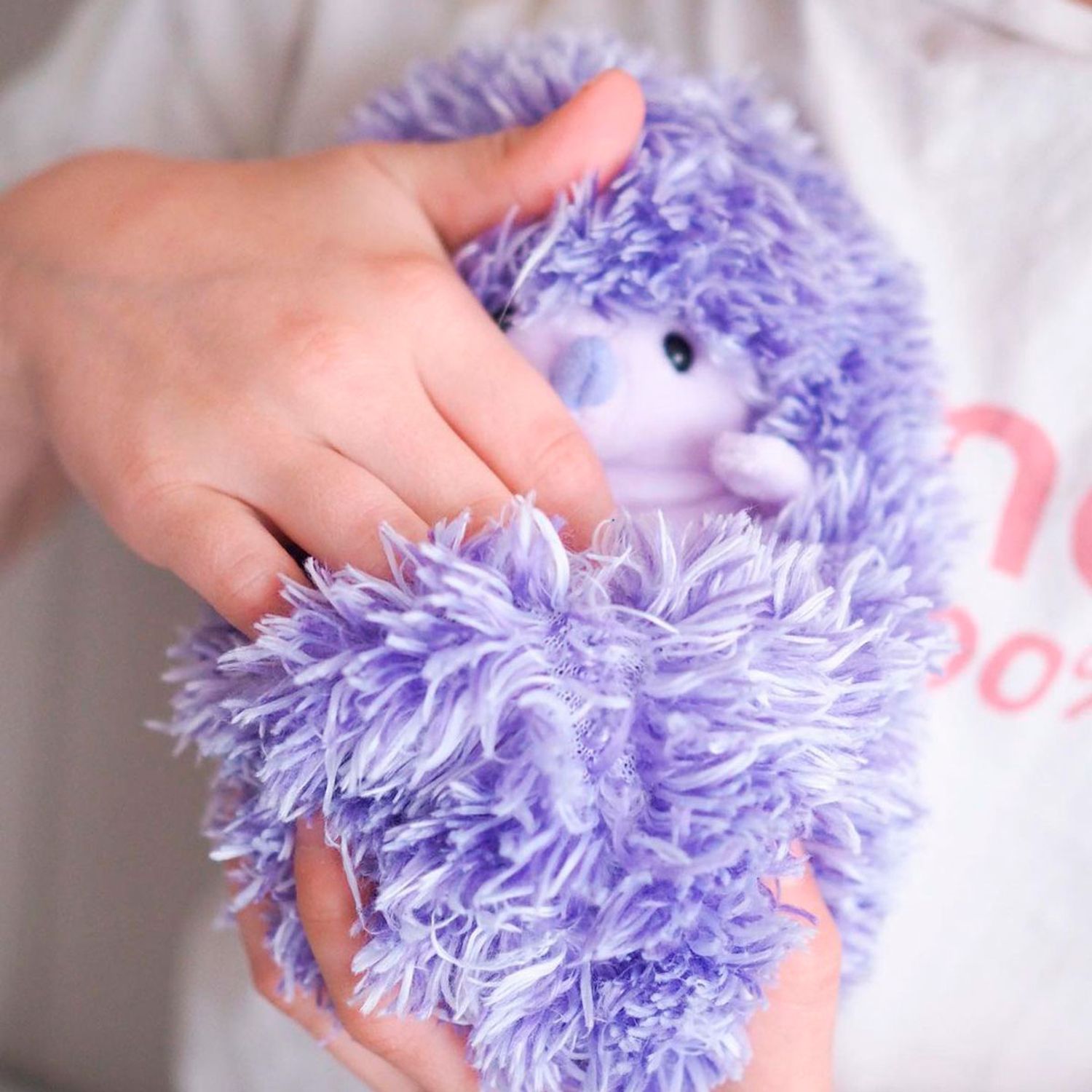 Jucarie pufoasa interactiva Ariciul Higgle Curlimals cu 50 sunete si reactii la atingere fotografia produsului View 5 L