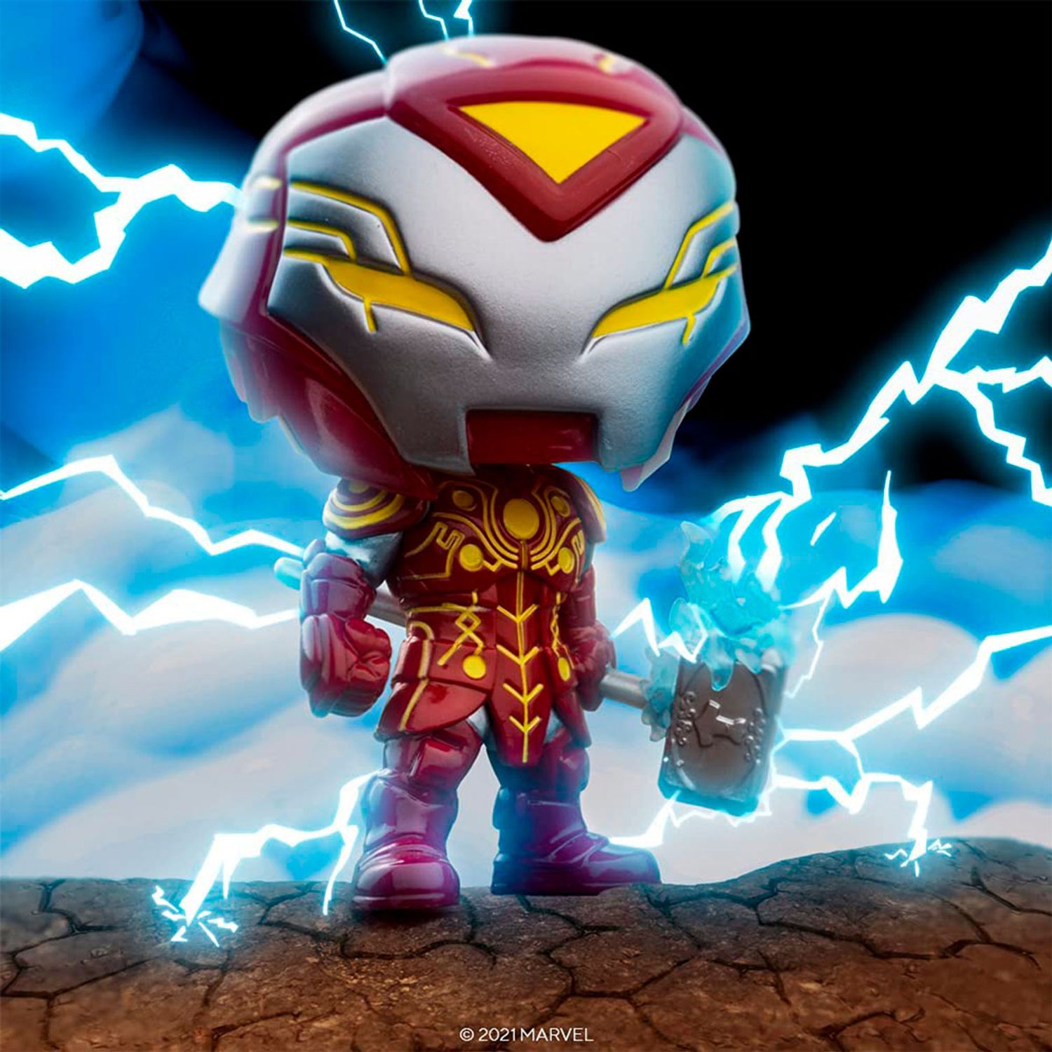 Figurina Funko Pop! Iron Hammer seria Infinity Warps, 9,6 cm fotografia produsului View 3 L