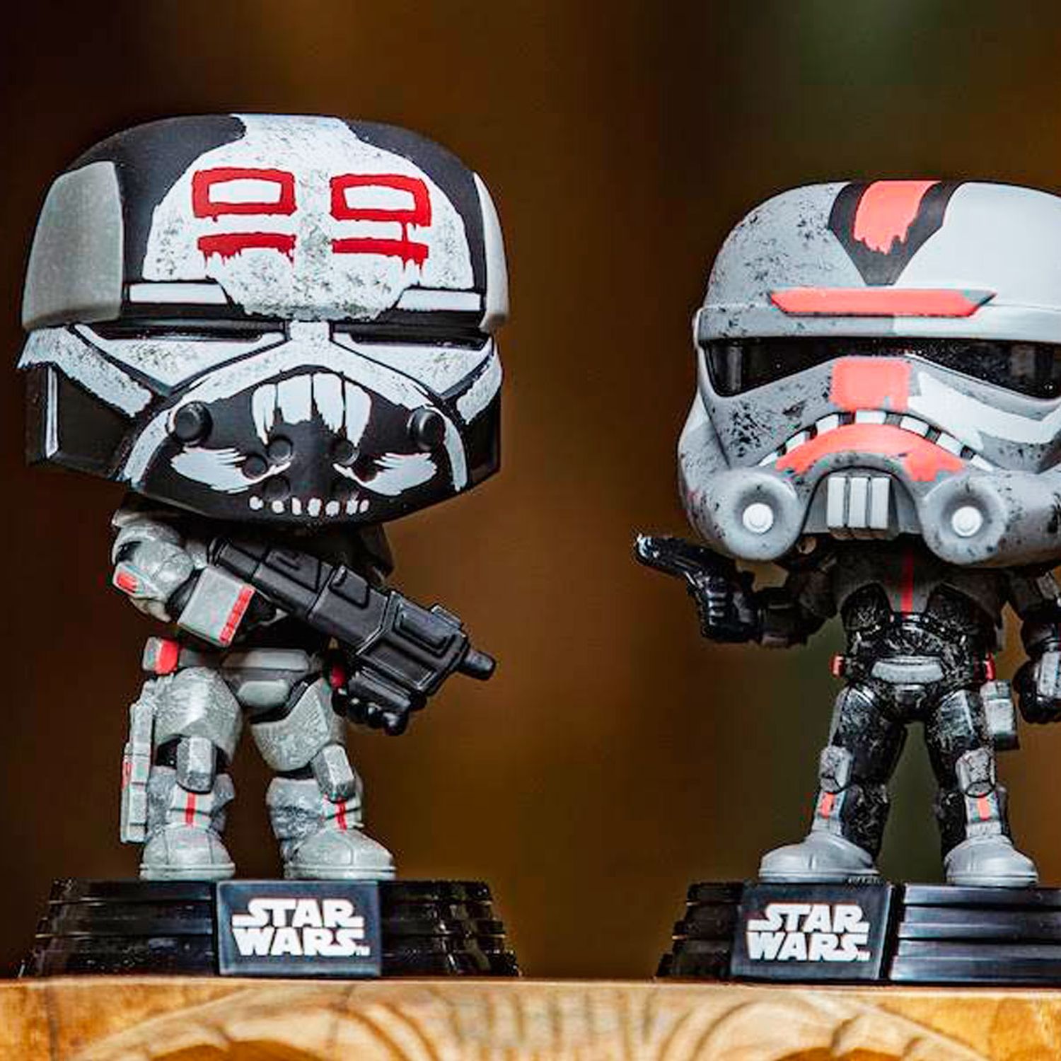 Figurina Funko Pop! &minus; Hunter seria Star Wars, 9,6 cm fotografia produsului View 3 L