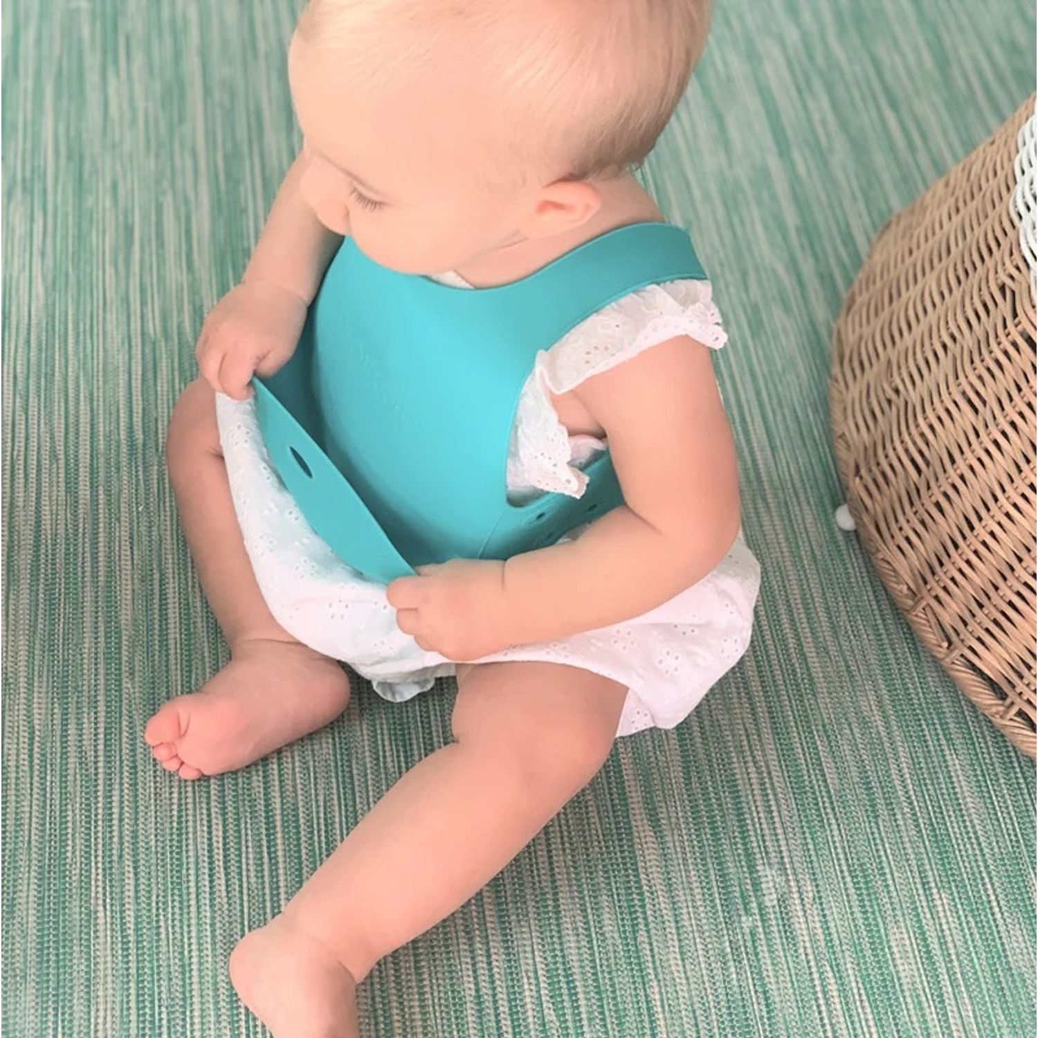 Baveta Flexi Bib Minikoioi, 100% Premium Silicone  &ndash; Aqua Green fotografia produsului View 6 L