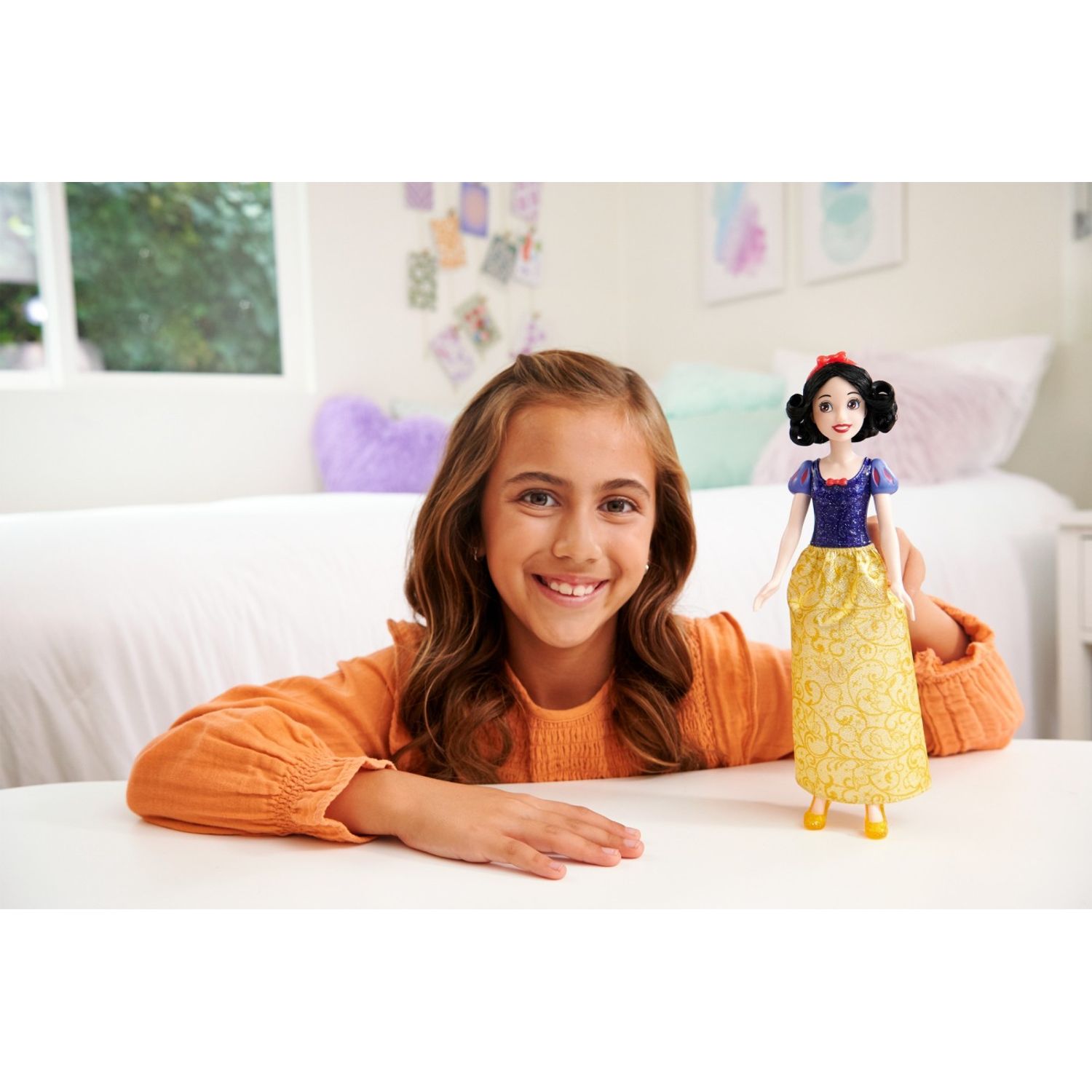 Disney Princess Papusa Alba Ca Zapada fotografia produsului View 4 L