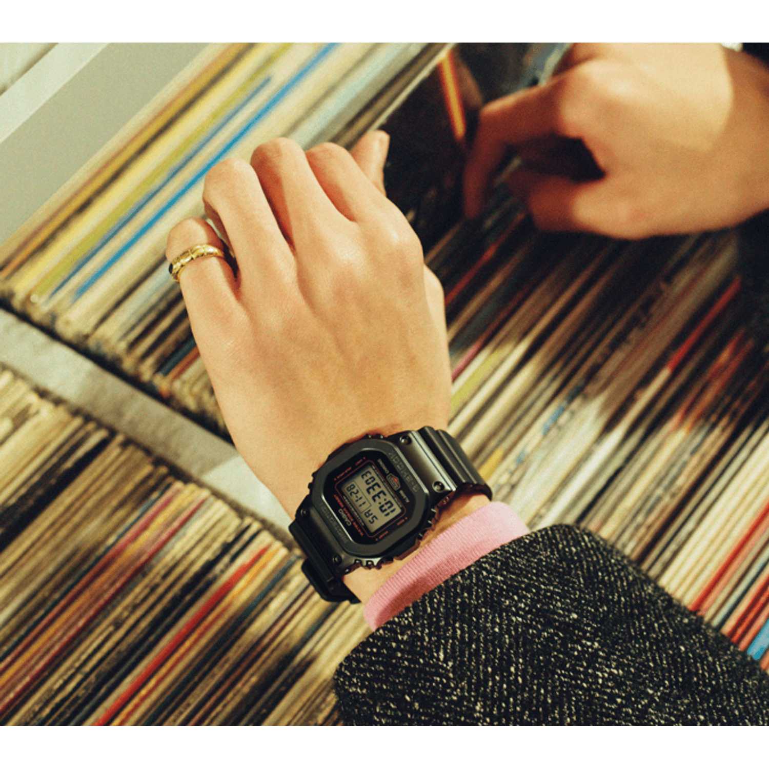 Ceas Barbati, Casio G-Shock, The Origin GM-5600EY-1DR fotografia produsului View 5 L