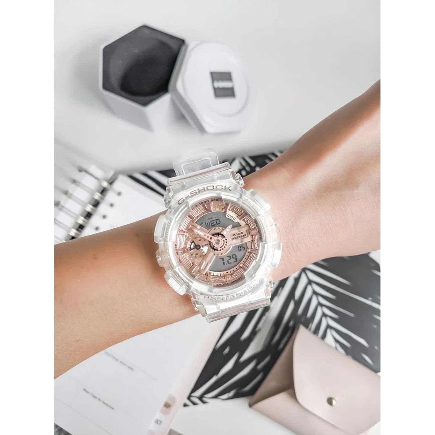 Ceas Dama, Casio G-Shock, Classic GMA GMA-S110SR-7A fotografia produsului View 4 L