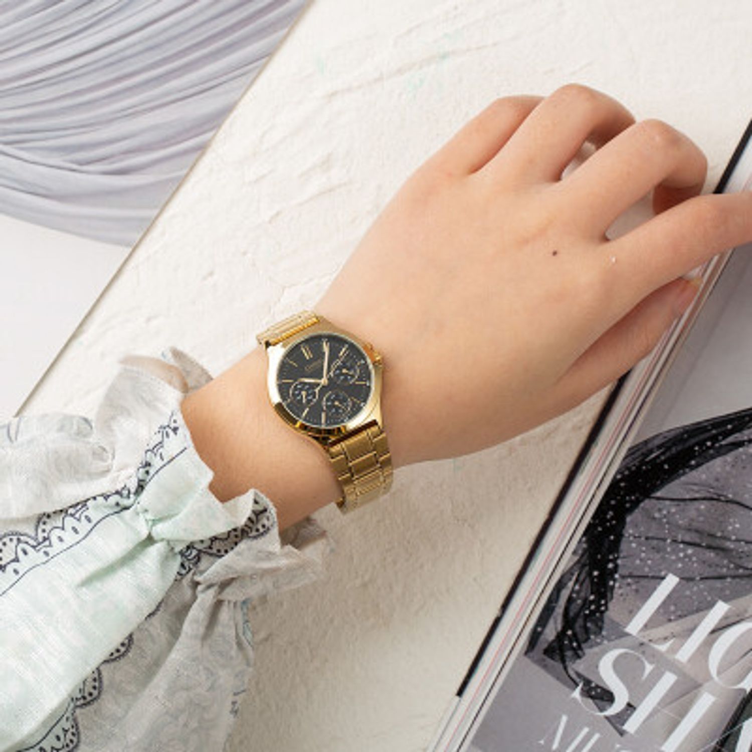 Ceas Dama, Casio, Collection LTP-V3 LTP-V300G-1A fotografia produsului View 2 L