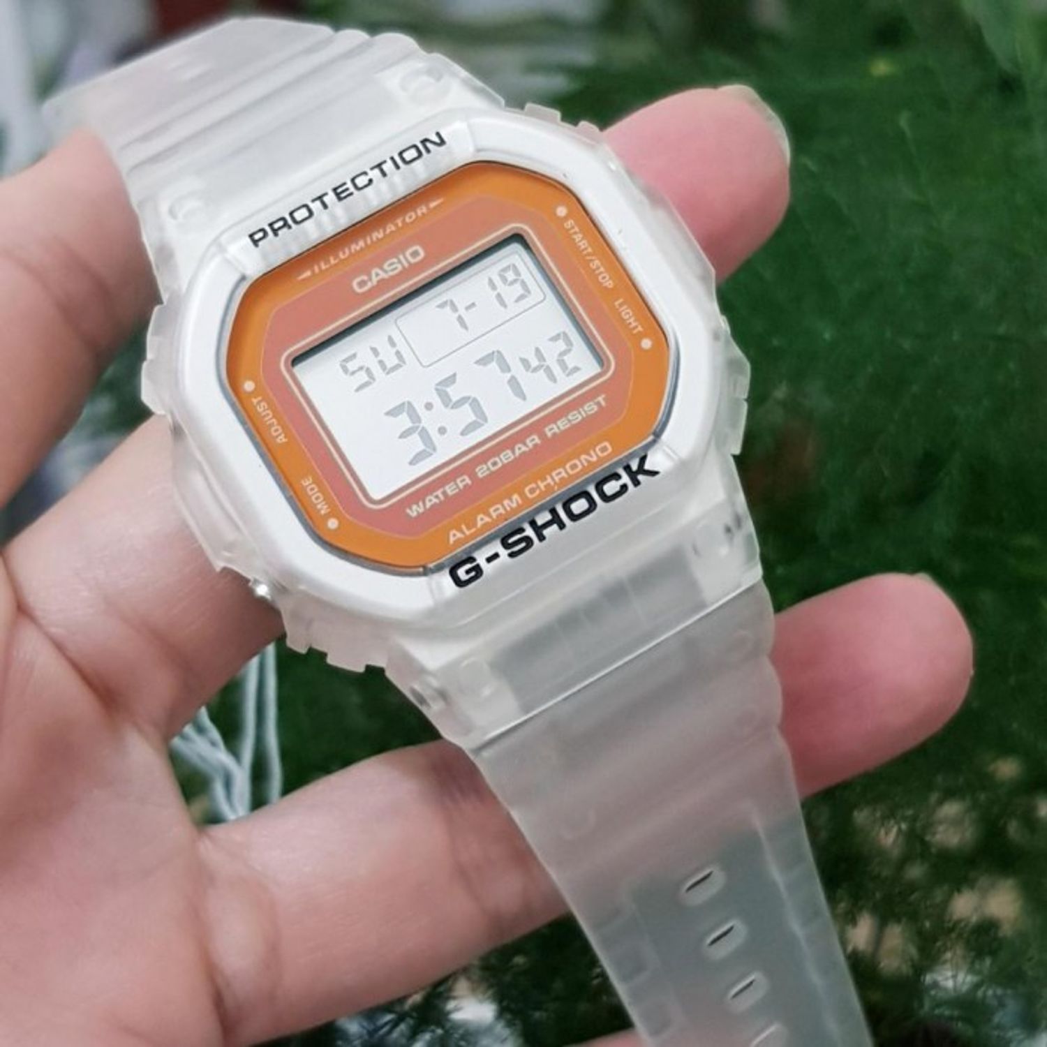 Ceas Casio G-Shock, The Origin DW-5600LS-7ER fotografia produsului View 3 L