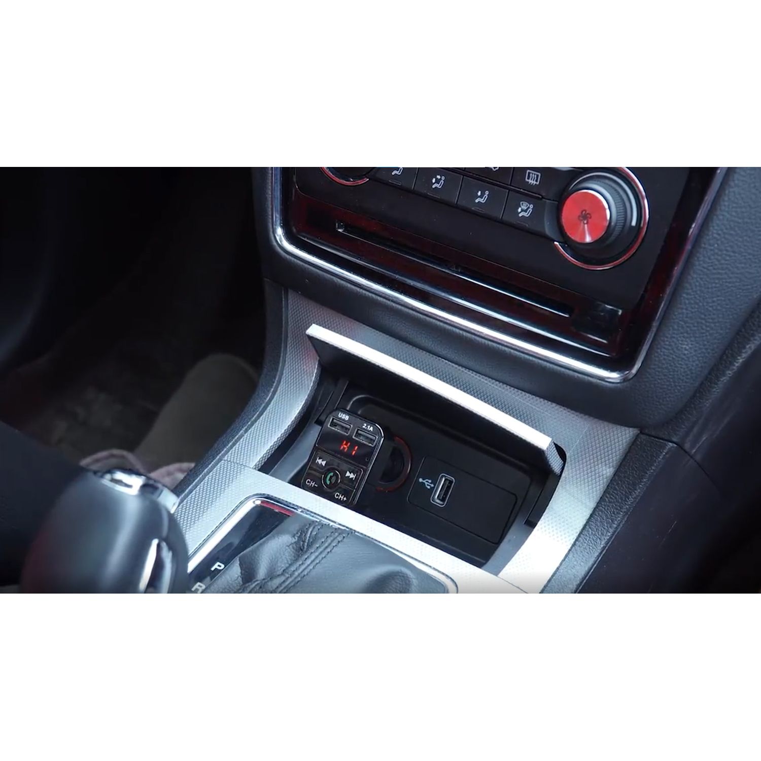Modulator FM MRG MCARB2, Bluetooth, Handsfree, Negru fotografia produsului View 4 L