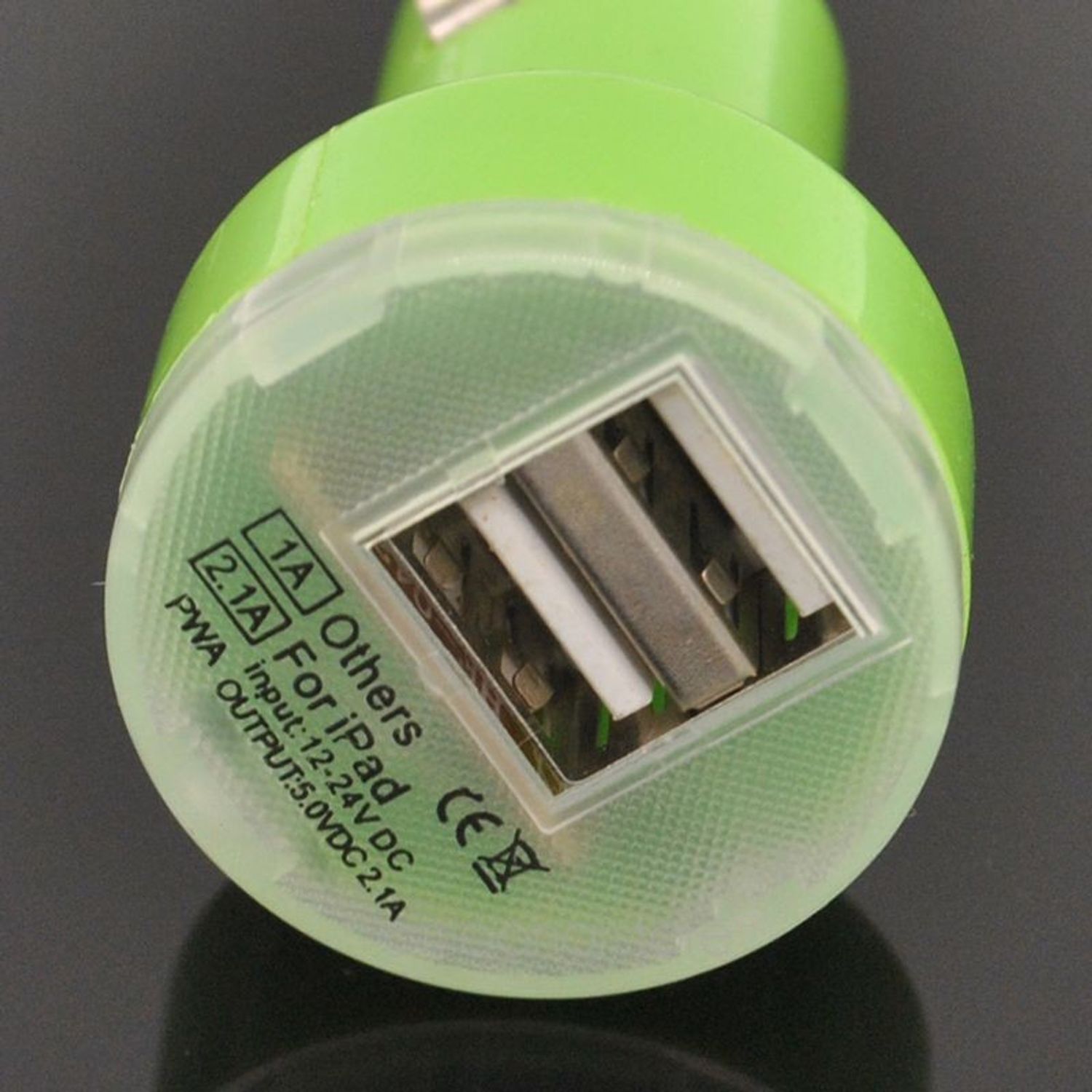 Adaptor Priza Auto MRG, Bricheta 12-24V, 2 x USB, Verde fotografia produsului View 2 L