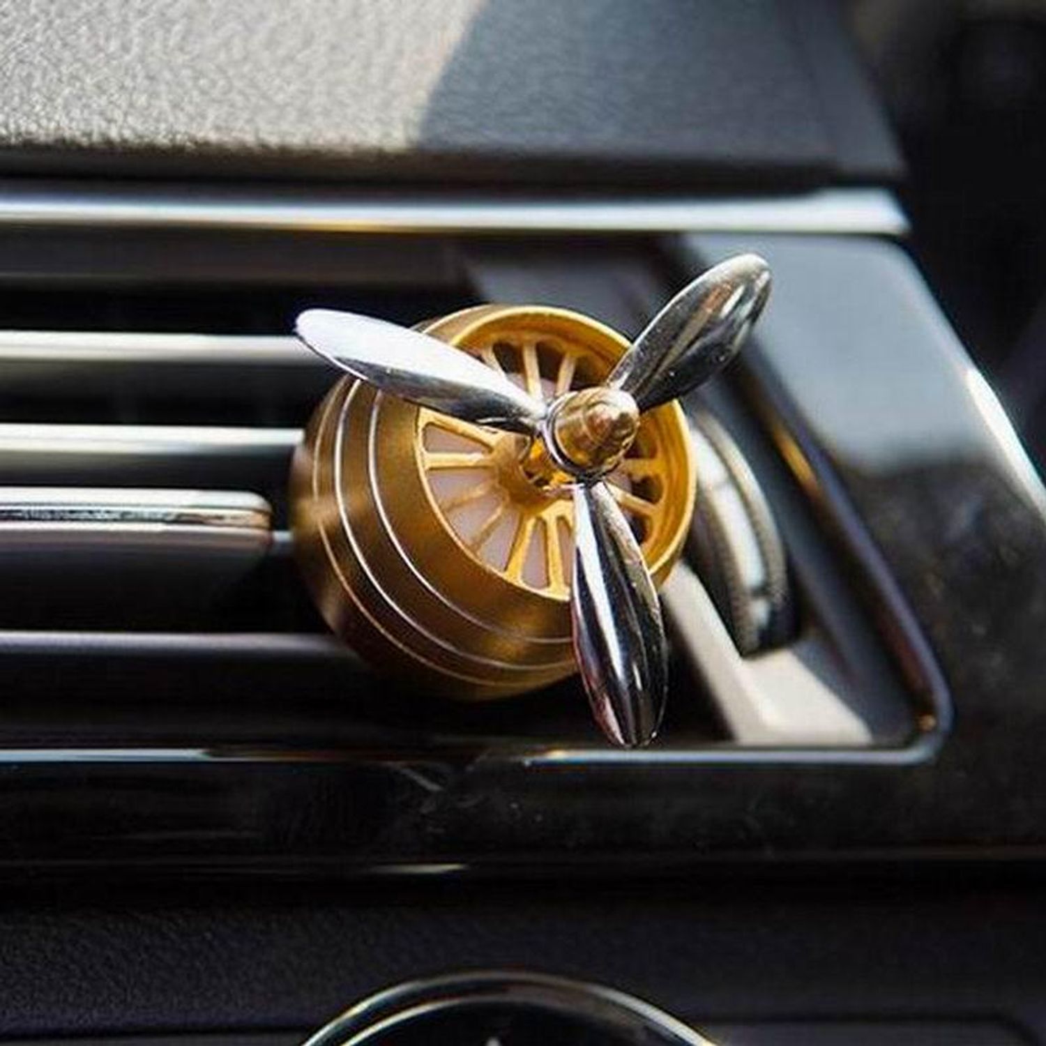 Odorizant Auto, MRG L-322, Tip Ventilator, Pentru Grila Ventilatie, Gold fotografia produsului View 6 L