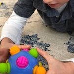 Minge senzoriala cu elemente colorate mobile Woblii fotografia produsului View 5 S