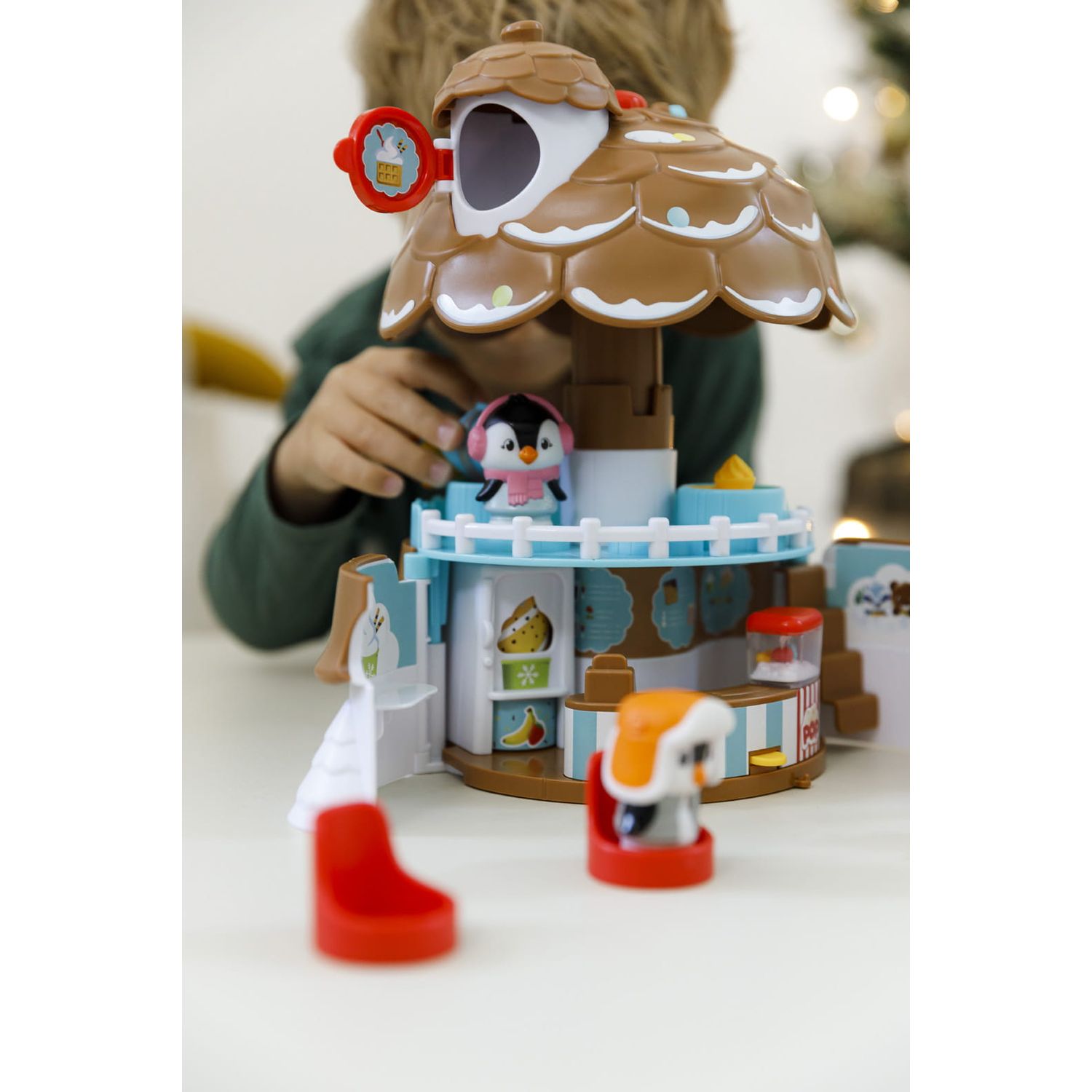 Casuta Con de Brad cu inghetata - Set tematic joc de rol fotografia produsului View 10 L