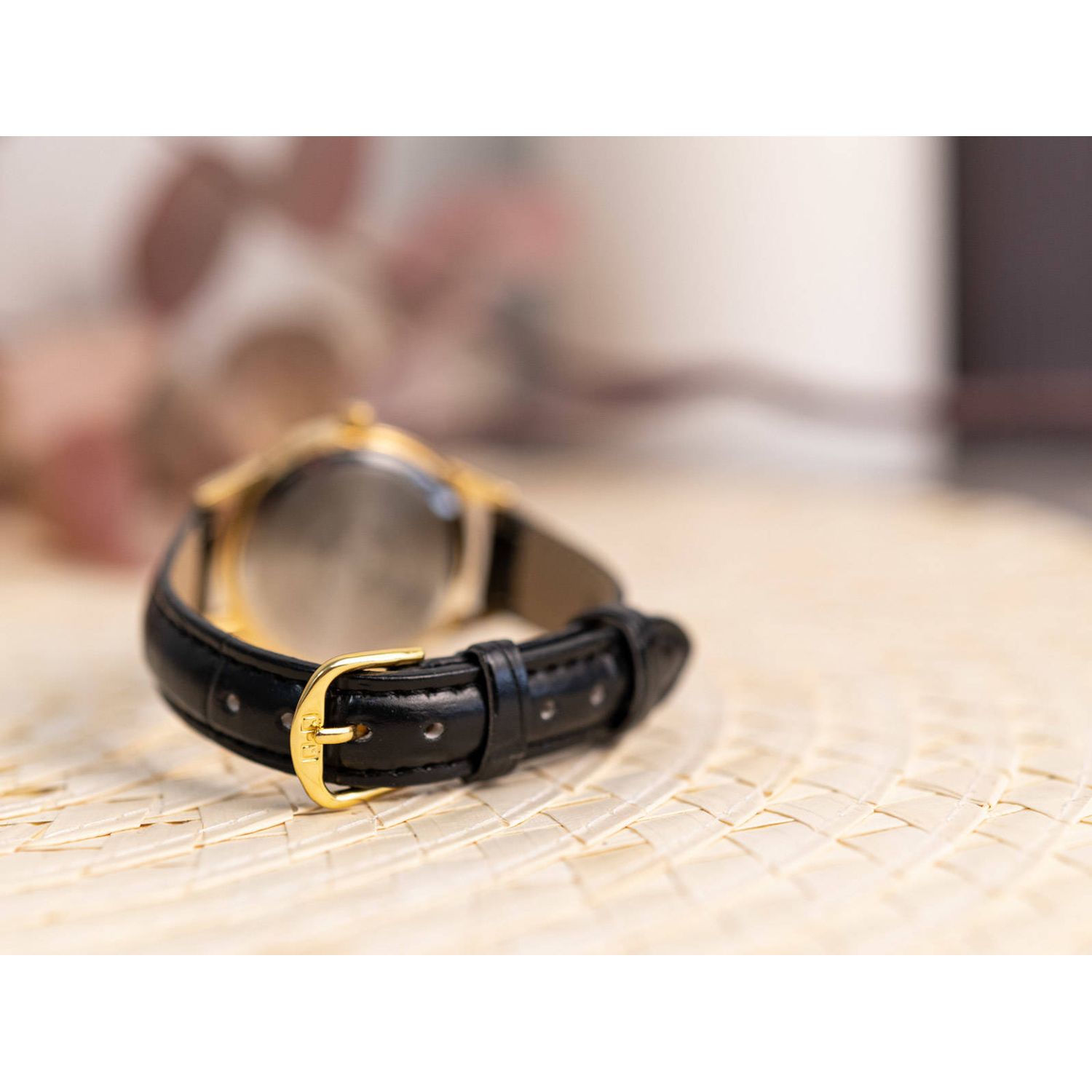 Ceas Dama, QQ, Classic C01A-008PY fotografia produsului View 4 L