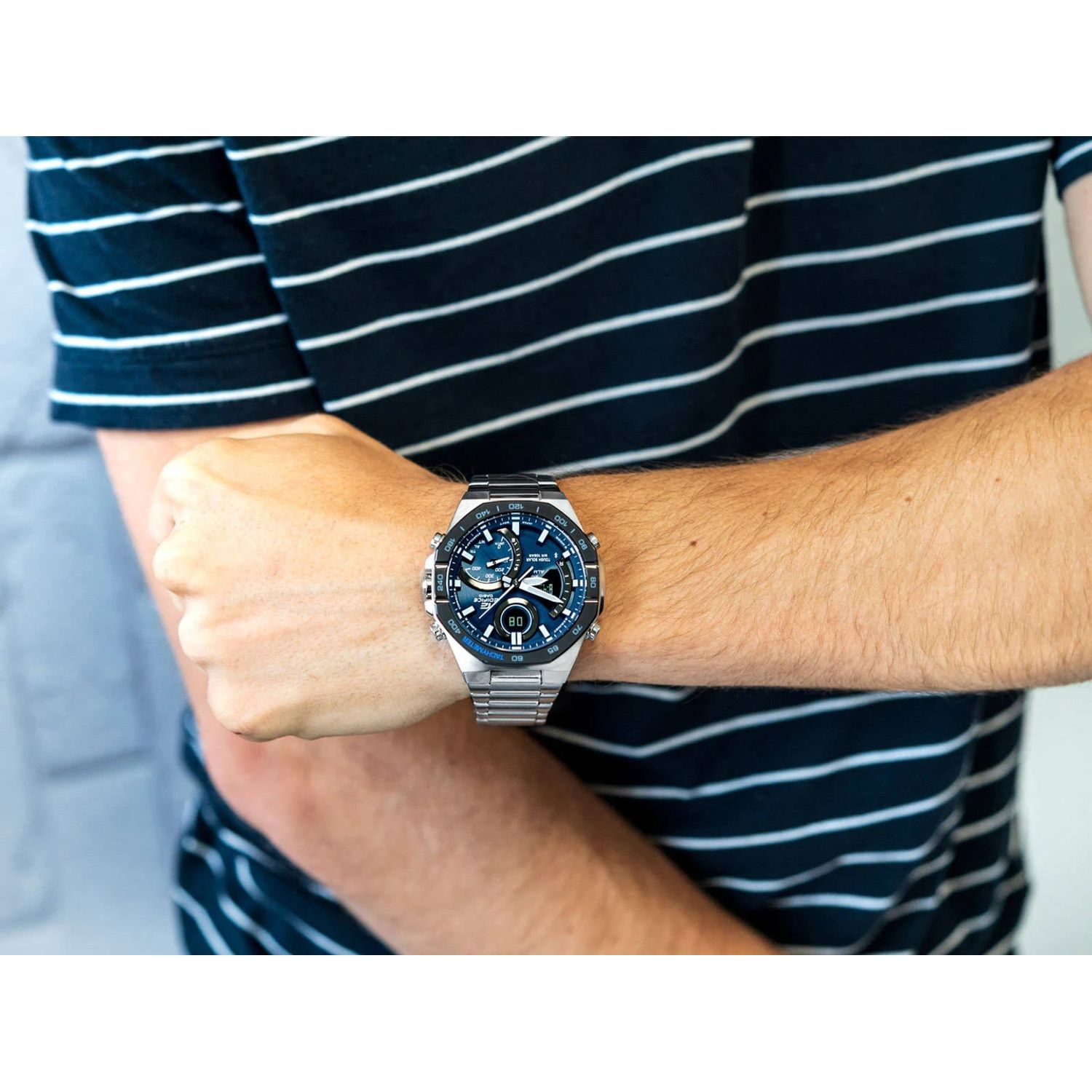 Ceas Smartwatch Barbati, Casio Edifice, Bluetooth Smartphone Link ECB-950DB-2AEF fotografia produsului View 2 L